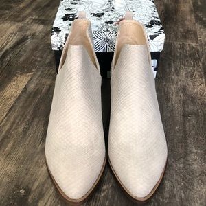 Chinese Laundry Booties